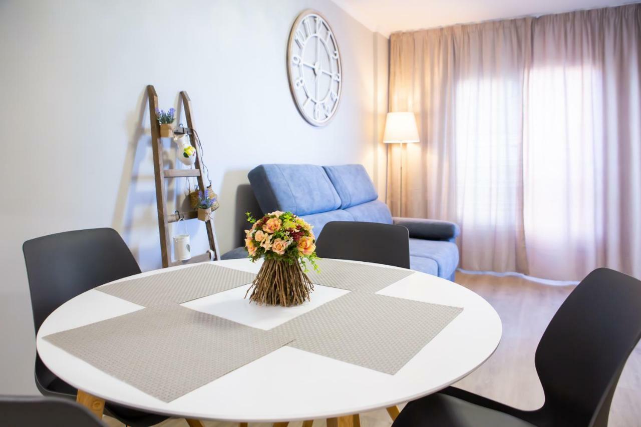 Beachfront Apartment In Fuengirola New Εξωτερικό φωτογραφία