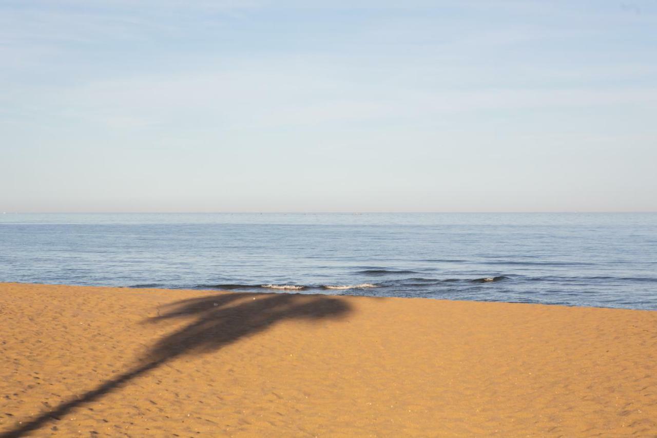 Beachfront Apartment In Fuengirola New Εξωτερικό φωτογραφία